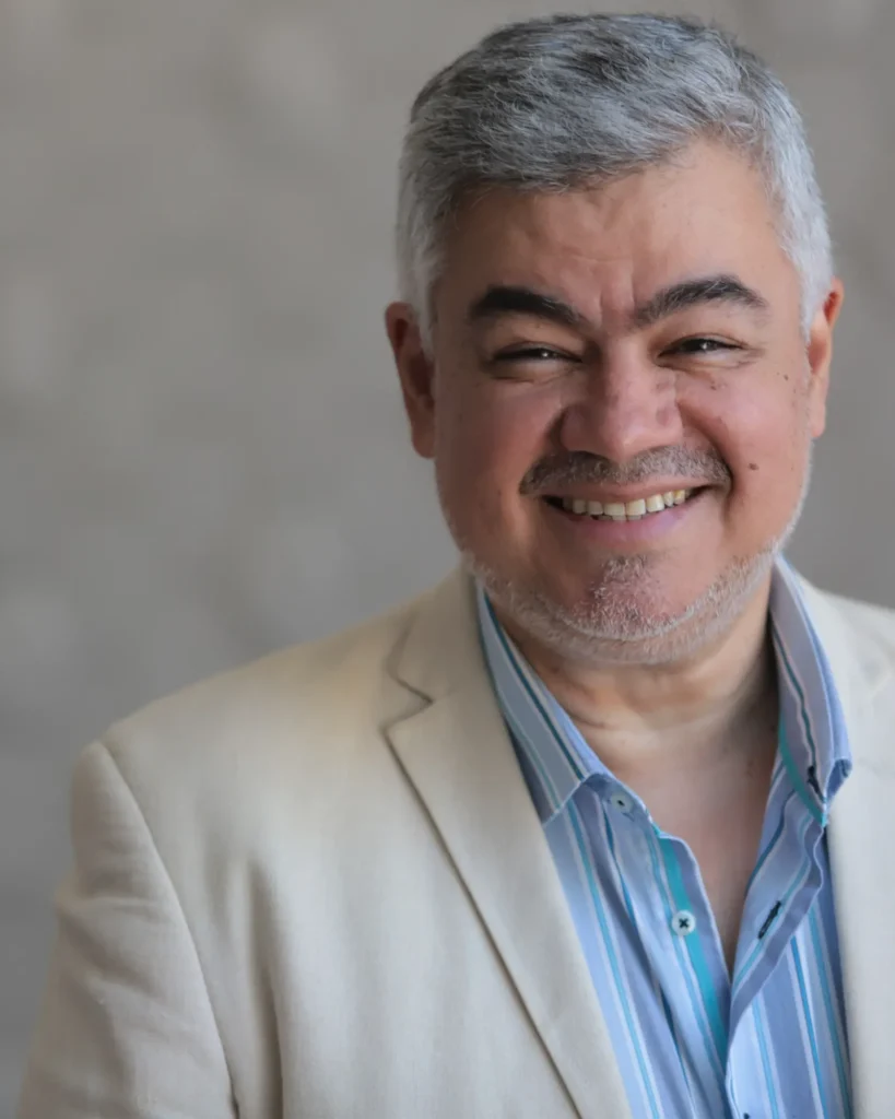 Retrato del fundador y director de Business Media Lab